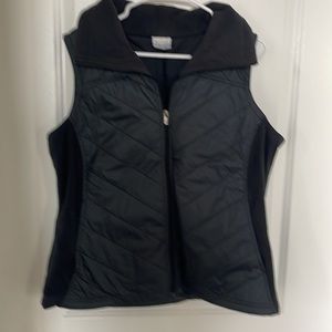 Columbia XL black vest